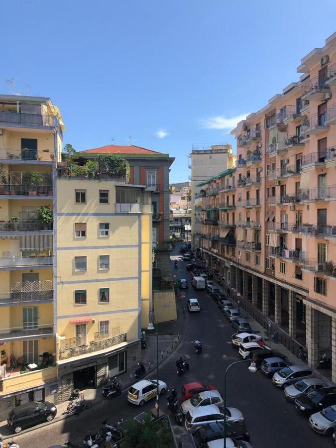 Апартаменты Super Elegante Napoli Centro Con Posto Auto E Wifi Veloce Экстерьер фото